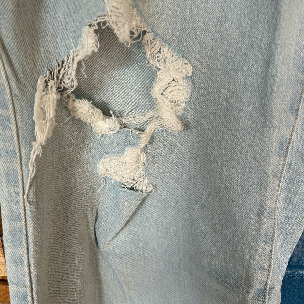 Universal Thread High Rise‎ Blue Jeans - Picture 5 of 12